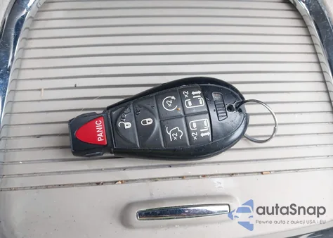 2011 Dodge Grand Caravan Crew from USA, damaged, VIN 2D4RN5DG5BR710388